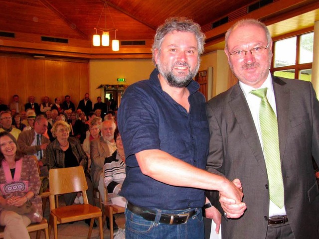 Peter Schtz und Claus Eckerle von der... (von links) bei der Preisverleihung.   | Foto: Susanne Filz