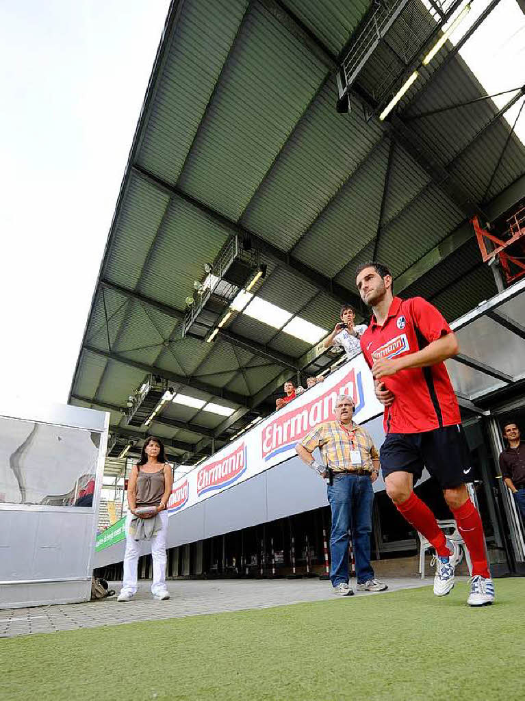 Testspiel gegen Basel und Teamprsentation beim SC Freiburg.