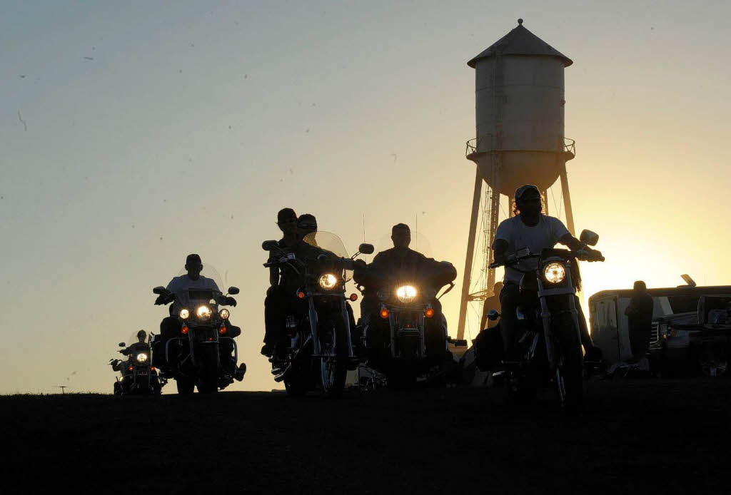 Bis zu 600.000 Biker belagern jedes Jahr das nach Daytona zweitgrößte Harley-Treffen der Welt. Bis zu 600.000 Biker belagern jedes Jahr das nach Daytona zweitgrößte Harley-Treffen der Welt.