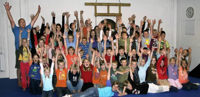 50 Kinder haben im Hllsteiner  Karate Dojo bernachtet.   | Foto: Privat