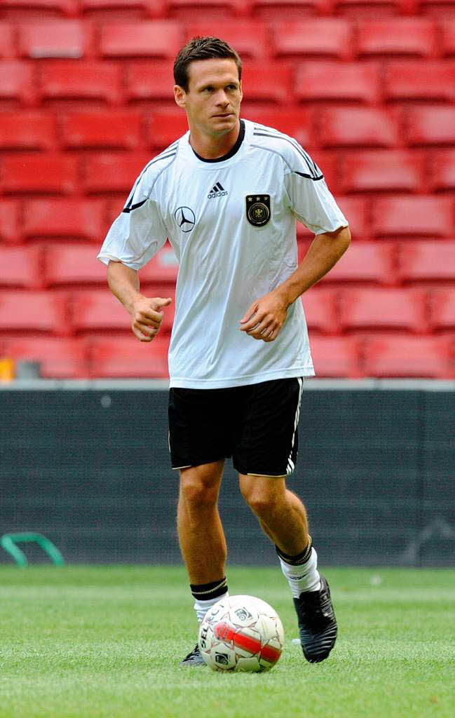 Sascha Riether  beim Training der deutschen Fuballnationalmannschaft im Parken Stadion in Kopenhagen, Dnemark.