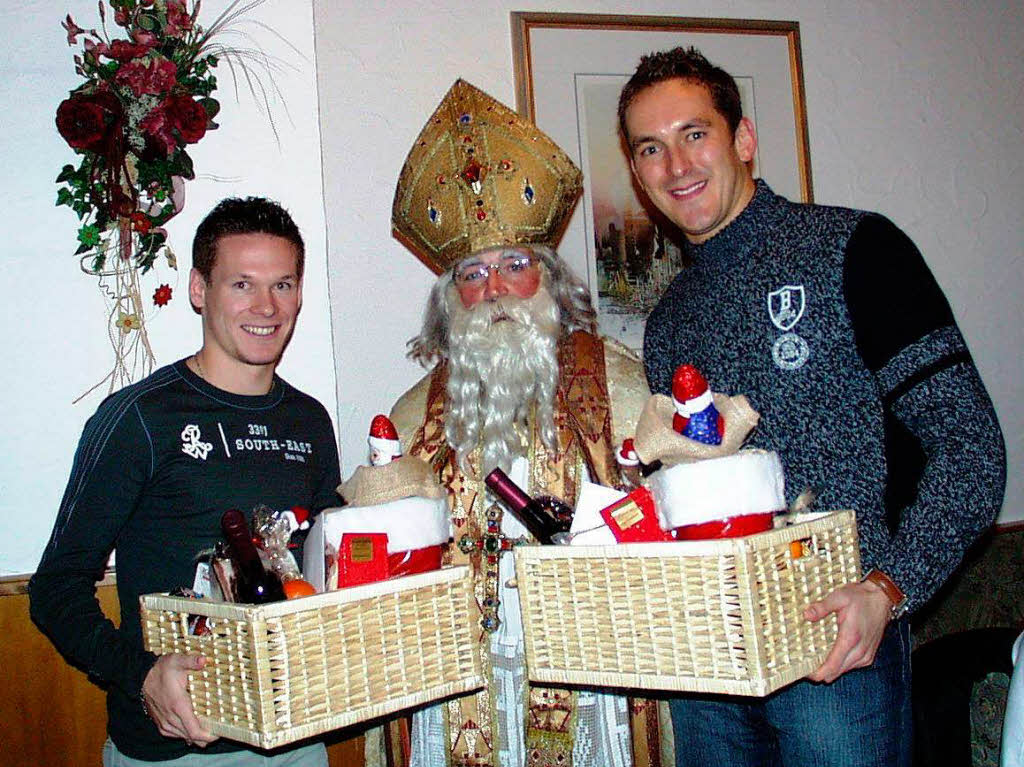 2004: Mit Timo Reus, der ebenfalls aus Kuhbach stammt, bei einer Weihnachtsfeier 2004: Mit Timo Reus, der ebenfalls aus Kuhbach stammt, bei einer Weihnachtsfeier