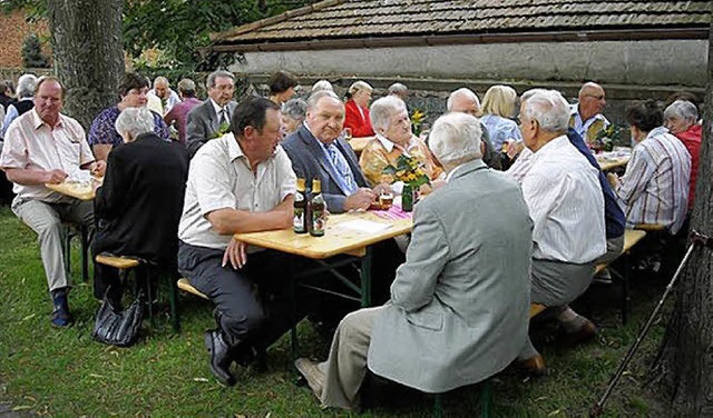 Nach dem Festgottesdienst gab es einen Frhschoppen.   | Foto: g. killius