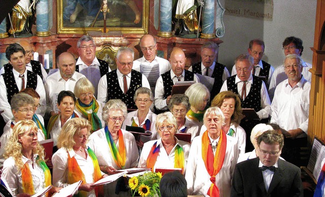 Der gemischte Chor Zarten &#8222;Zardu...wing&#8220; in der St. Johanneskapelle  | Foto: monika rombach