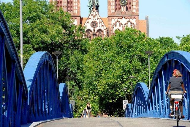 Blaue Brücke, teure Brücke: Sanierung kostet 6,62 Millionen Euro