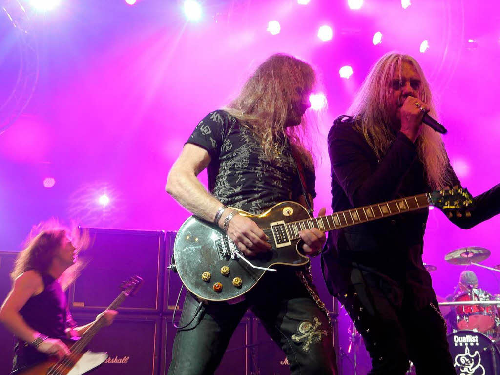 Saxon