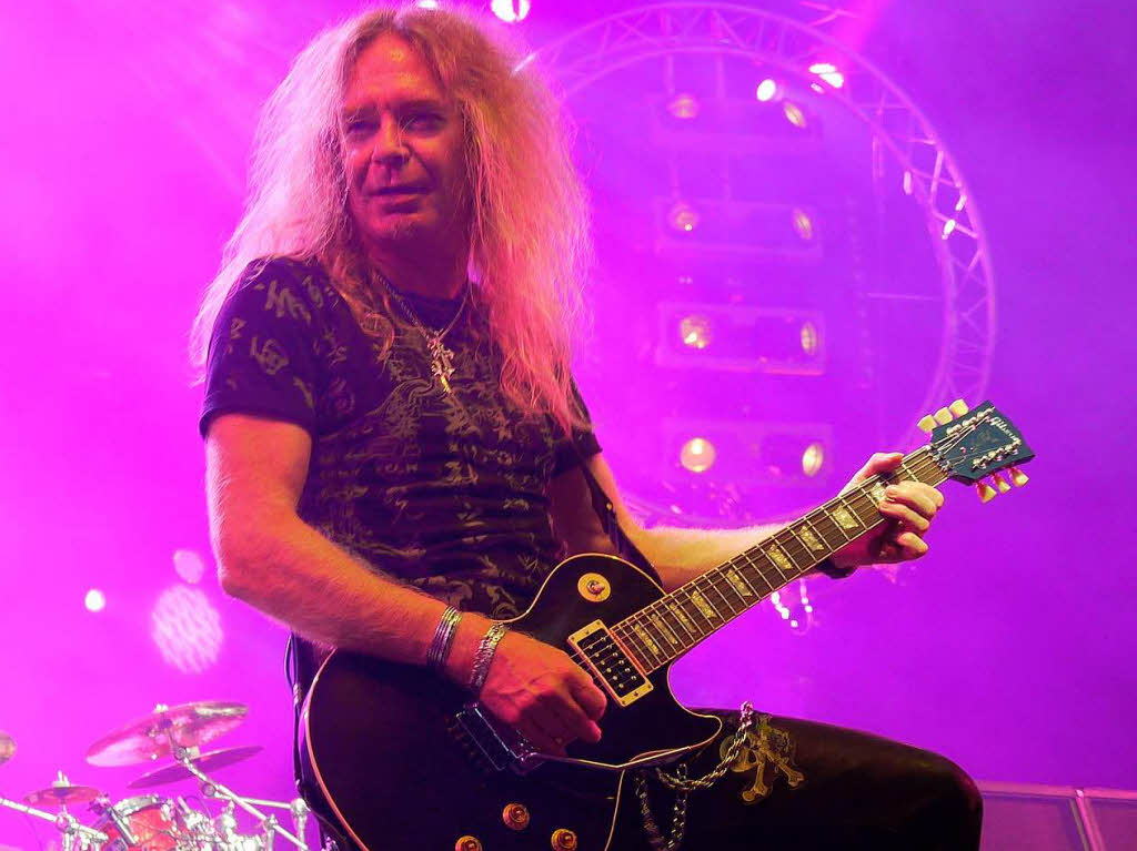Saxon