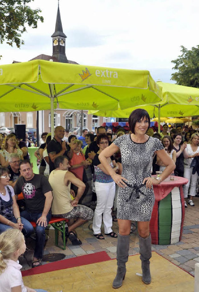 Eine Modenschau gab&#8217;s zur Einweihung.   | Foto: bernhard rein