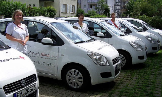 Der Pflegedienst &#8222;Helfende Hnde...it sieben neuen Fahrzeugen unterwegs.   | Foto: Sylvia Timm