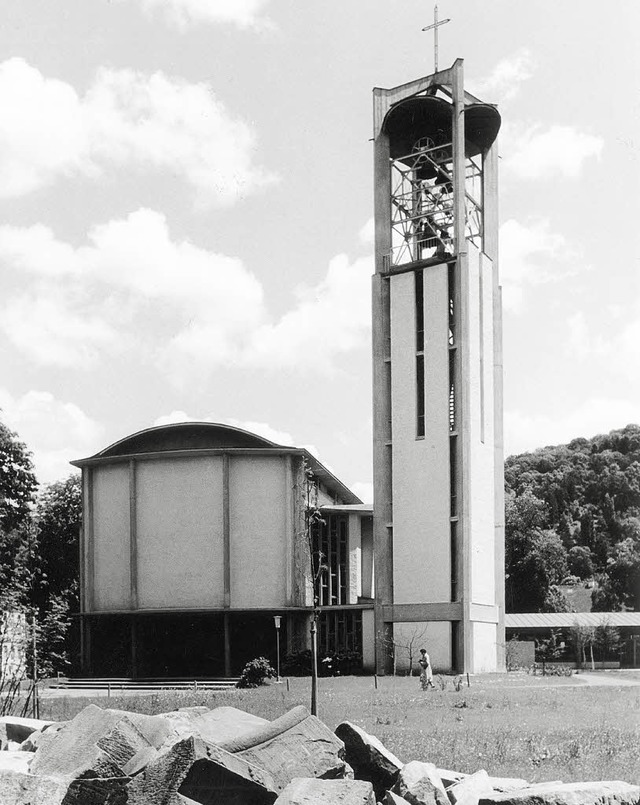 Neue Ludwigskirche bal dnach der Einwe...istorischen Bauteile der alten Kirche.  | Foto: Ludwigsgemeinde