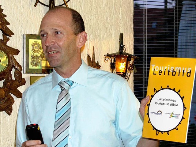 Christian Behringer prsentiert sein Wahlprogramm im Gasthaus &quot;Linde&quot;  | Foto: Wilfried Dieckmann