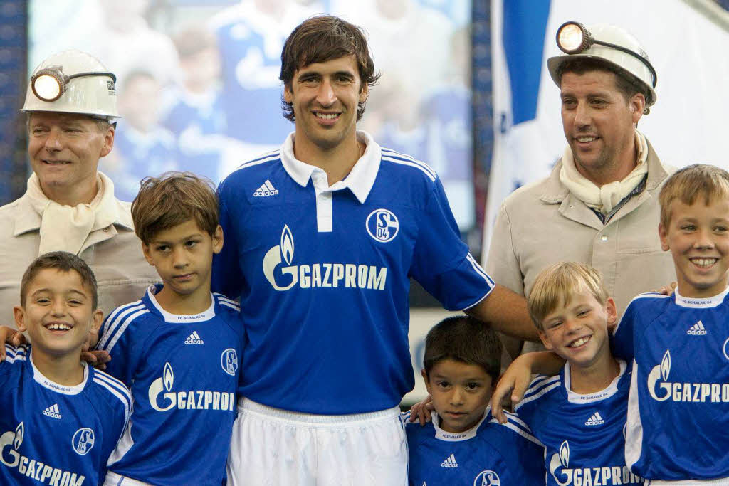 Raul Gonzalez, von Real Madrid zu Schalke 04 Raul Gonzalez, von Real Madrid zu Schalke 04