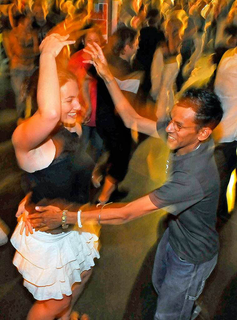 Mit sdamerikanischer Tanzmusik bis in die frhen Morgenstunden gibt die Salsanacht im Hauptbahnhof ihr Comeback.