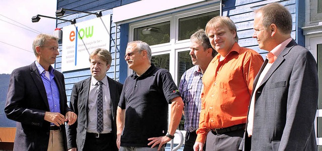 Armin Schuster beim Besuch der EOW Tod...r, Markus Trefzer und Christoph Buck.   | Foto: Fabry