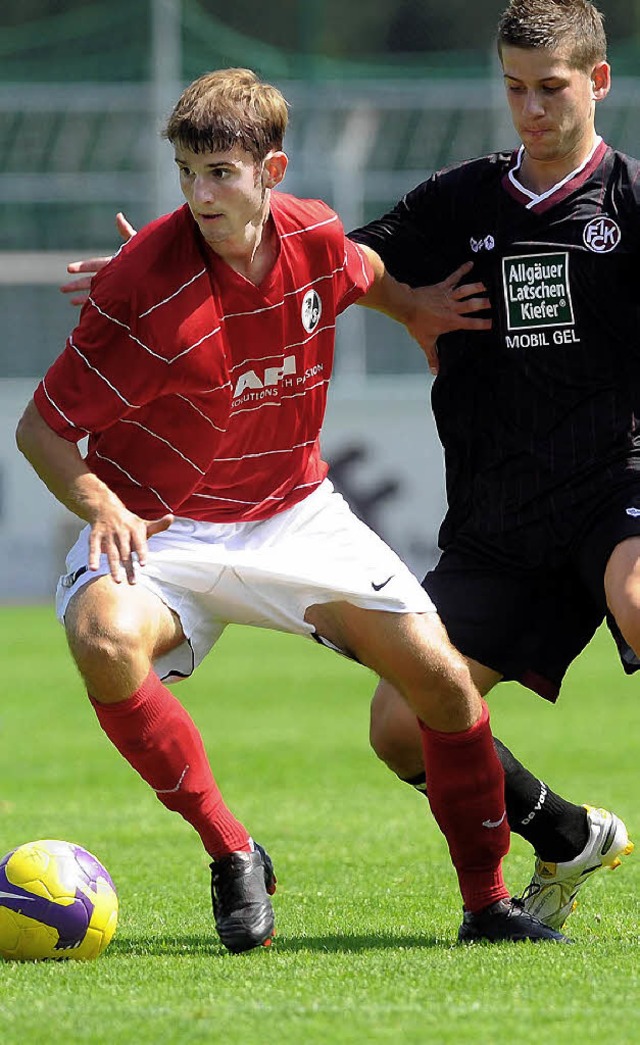 Tim Albutat (links) sorgte fr das zwischenzeitliche 1:1.   | Foto: Schn