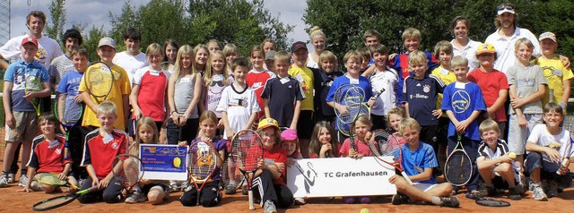 Das Tenniscamp mit Vollverpflegung kom...indern und Jugendlichen immer gut an.   | Foto: Privat