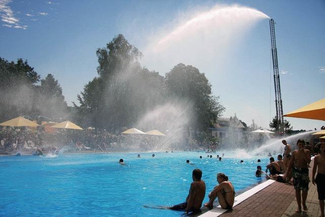 Ein Tag zum Genieen im Schwimmbad