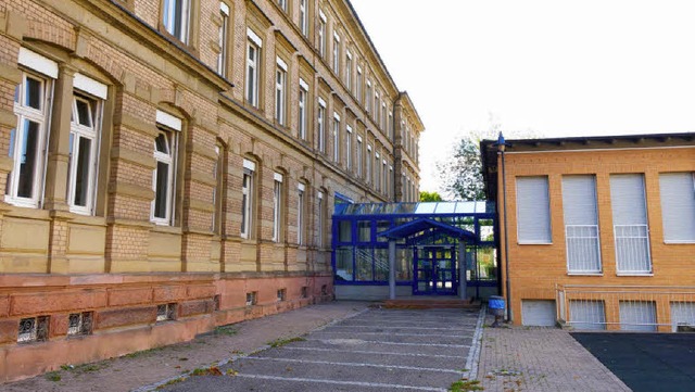 Die heutige Werkrealschule in Kenzinge...7 und 1889 gebaut und 1988 renoviert.   | Foto: Wilfried Dieckmann