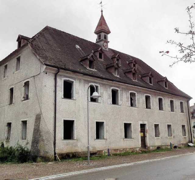 Das alte Herrenhaus als Rathaussitz: D...r vorerst nicht dazu Stellung nehmen.   | Foto: Silke Hartenstein