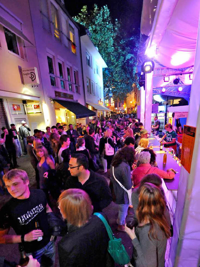 Auftakt der Downtown-Streetparty im Bermuda-Dreieck.