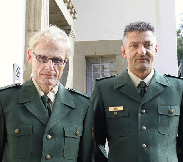 Klaus Foler (links) und Helmut Reich ...as Team des Polizeipostens Ettenheim.   | Foto: polizei