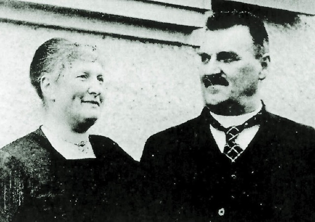 Otto Haug , Gewerbelehrer und Initiato...0, mit seiner Frau Helene, geb. Gageur  | Foto: stadtarchiv