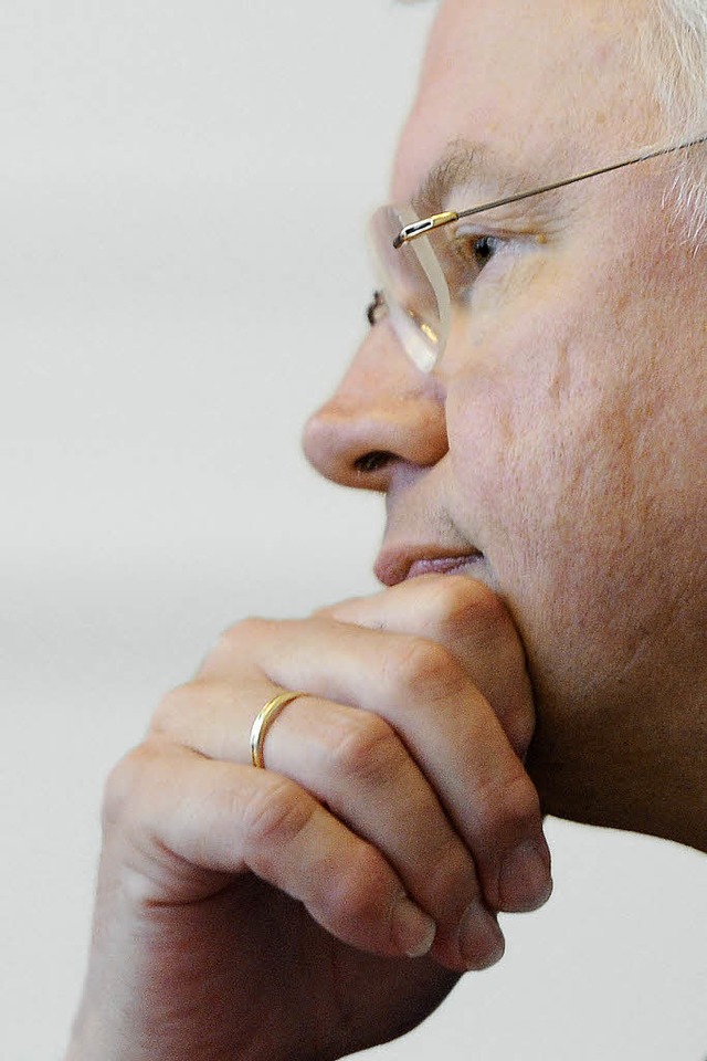 Hessens Ministerprsident Roland Koch   | Foto: DPA