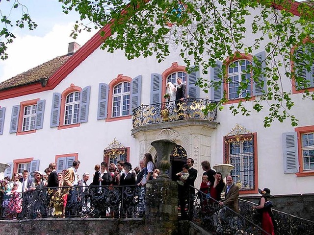 Zu beliebt: Hochzeitsfotos im Schlosspark  | Foto: Schloss Brgeln