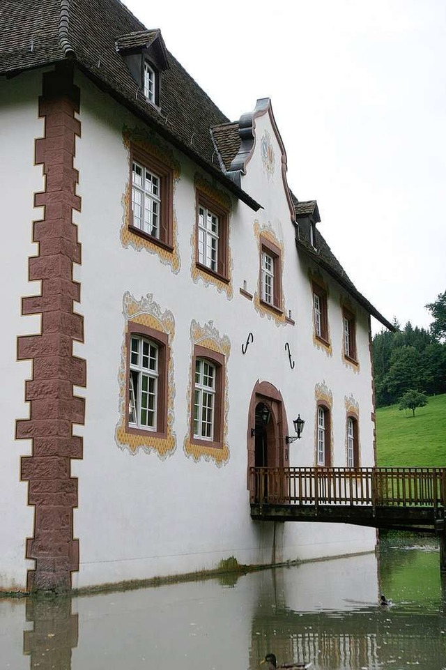 Bestens erhaltenes Gemuer: das Inzlinger Wasserschloss.  | Foto: Patrik Mller