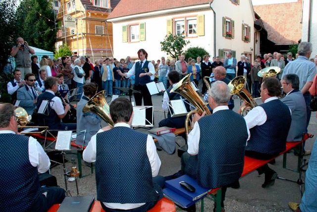 Stimmung pur garantiert das Eimeldinger Dorffest.  | Foto: Cremer