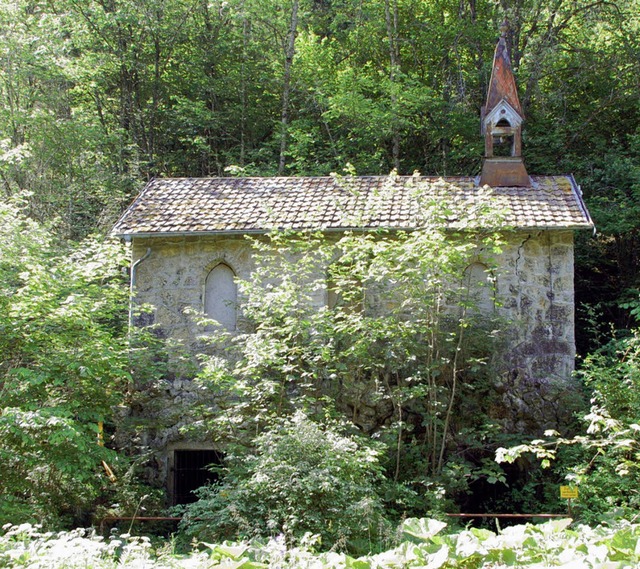 Die kleine Kapelle ist noch das letzte...einstigen Kurbades Bad Boll erinnert.   | Foto: Horst A. Bss
