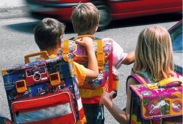 Kinder auf dem Weg zur Schule  | Foto: SP-X
