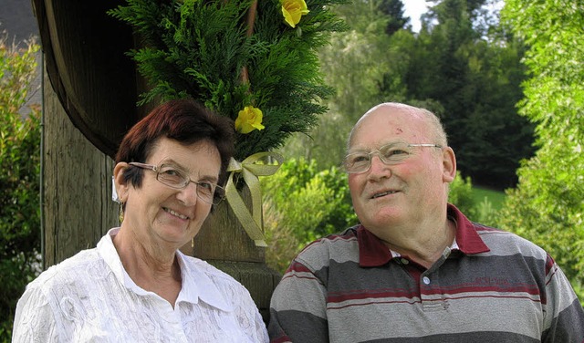 Feiern goldenes Ehejubilum: Paul und Elsa Schlegel  | Foto: Monika Rombach