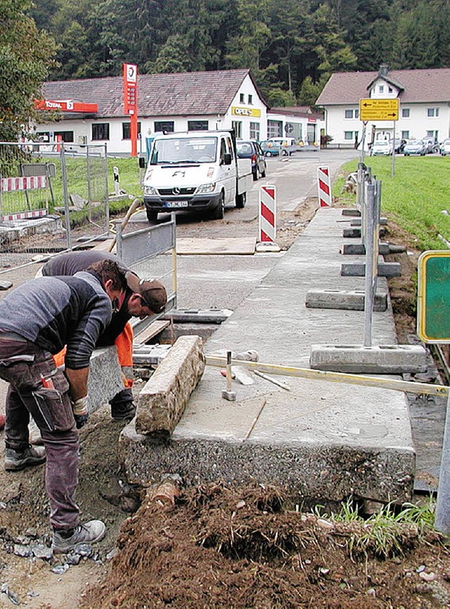 Nicht rechtzeitig fertig: die Bauarbeiten an der Brcke am Ortseingang Hogschr  | Foto: Archivfoto: Adam