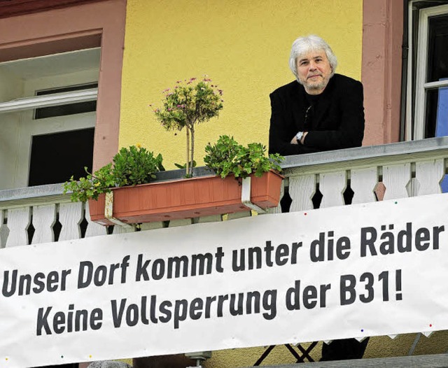 In St. Mrgen protestiert die Brgerin...egen die Umleitung des B-31-Verkehrs.   | Foto: DPA/Seeger