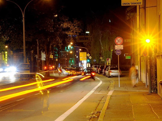 Blitzlichtgewitter am Abend: 17,1 Proz...e fahren zu schnell in Richtung Stadt.  | Foto: Thomas Kunz