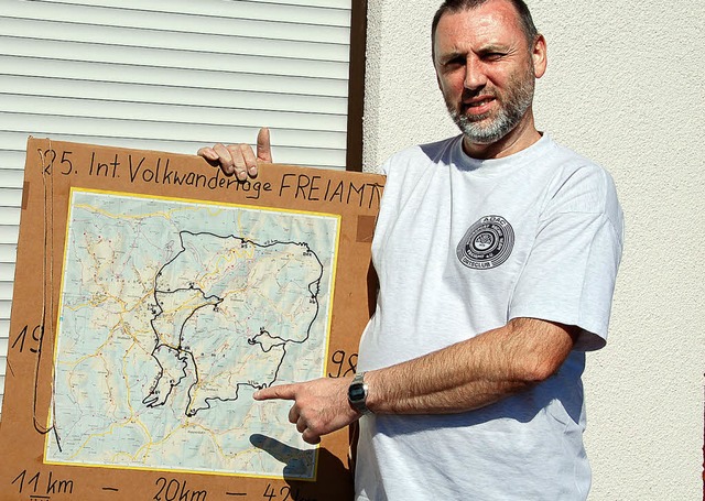 Wanderreferent Thomas Dbele hat die W...d 20 Kilometer in Freiamt ausgewhlt.   | Foto: Pia Grttinger