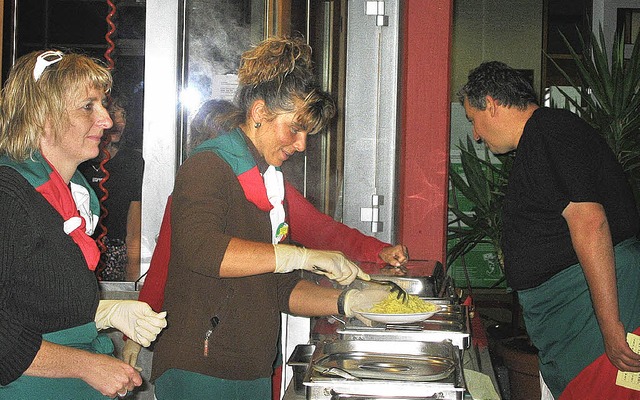 Italien bittet zu Tisch: Zur zweiten I...en die Schulfreunde Langenwinkel ein.   | Foto: Reiner Beschorner