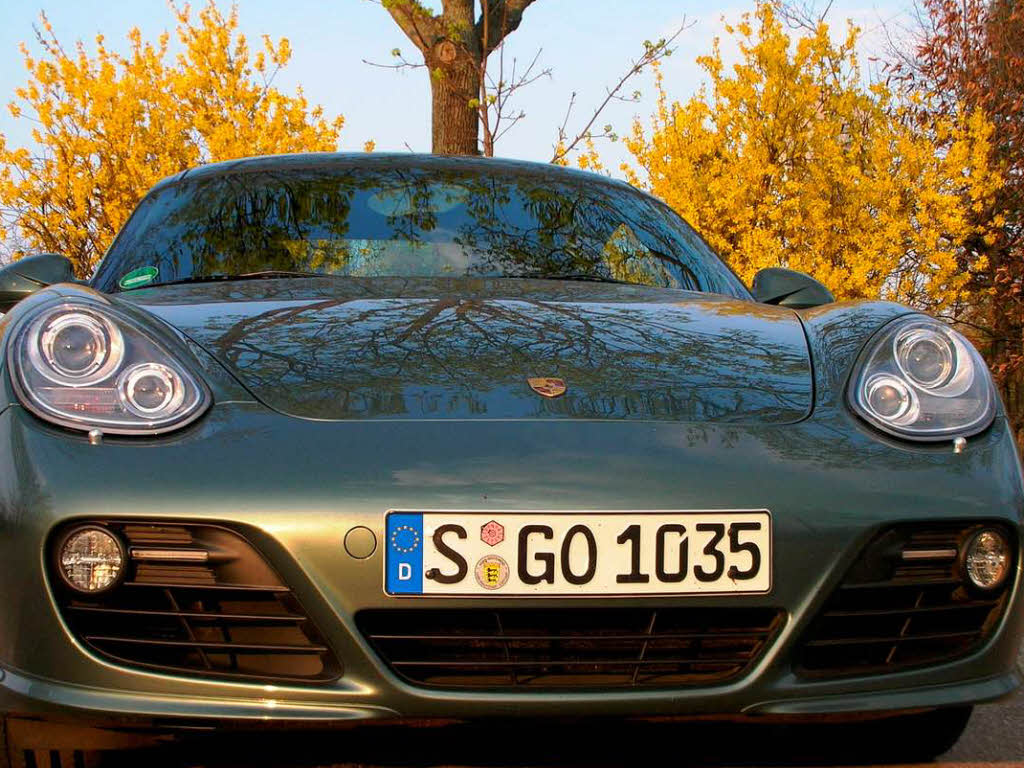 Der Stolz des sich fortbewegenden Stuttgarters: Der Porsche. Tritt vereinzelt auf und hat eine eingebaute Vorfahrt. Sieht aber einfach besser aus. Protz-Punkt fr Stuttgart. 1:4