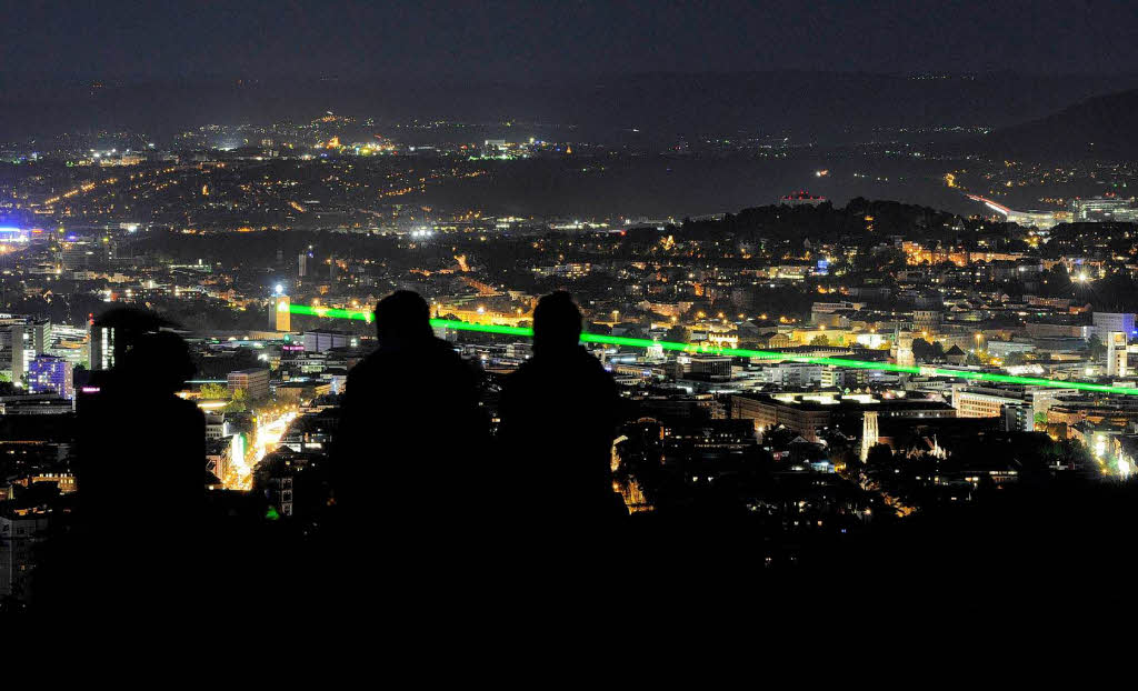 Birkenkopf: Schwaben, so weit das Auge reicht. Da kommt man nie zur Ruhe. Gemtlichkeits-Punkt fr Freiburg. 5:4