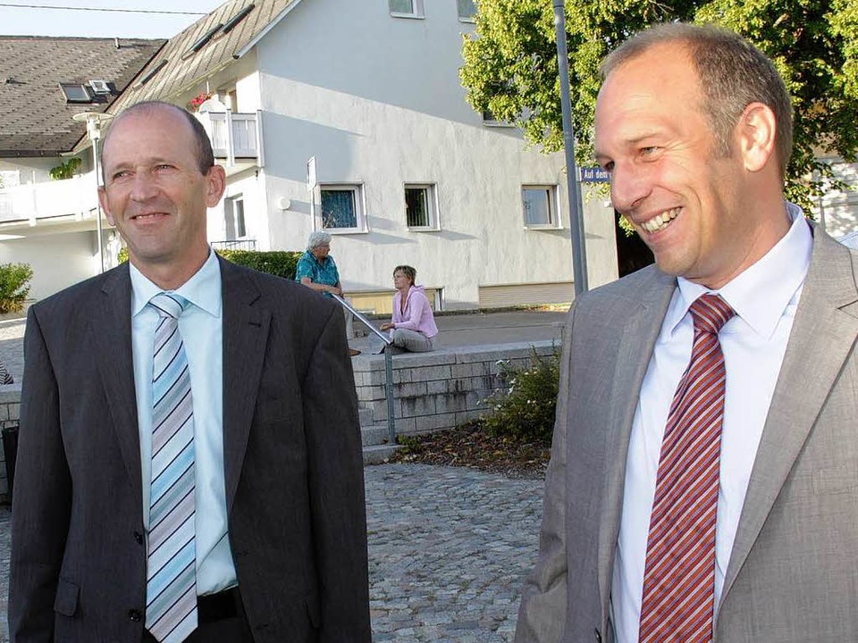 Christian Behringer (links) wird in zw...ine erneute Kandidatur noch berlegen.  | Foto: Wilfried Dieckmann