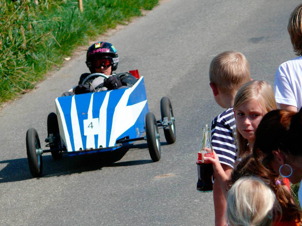 Das Seifenkistenrennen am Zezenberg in Niederschopfheim