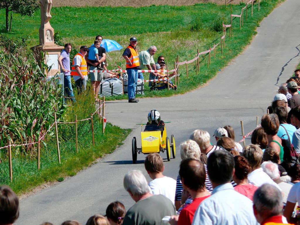 Das Seifenkistenrennen am Zezenberg in Niederschopfheim