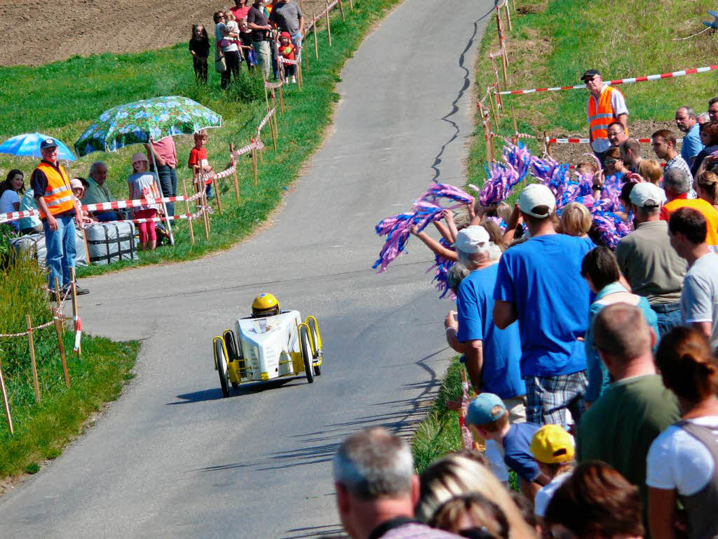 Das Seifenkistenrennen am Zezenberg in Niederschopfheim