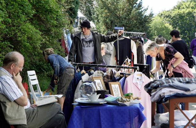 Gro war das Angebot auf dem achten In...iche Besucher fanden ein Schnppchen.   | Foto: Eva Korinth