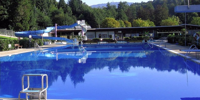 Vor allem im August kam kaum jemand ins Kanderner Freibad.   | Foto: Markus Maier