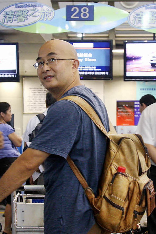 Liao Yiwu auf dem Flughafen  | Foto: Bartsch