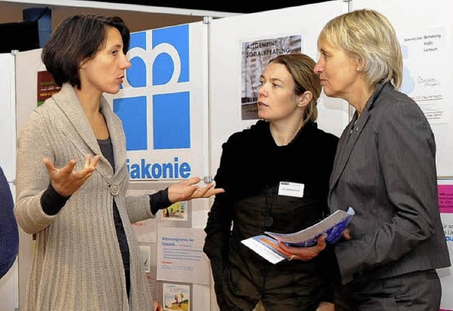 Beim Frauenkirchentag im Gesprch (von...  Deutschen Evangelischen Kirchentag.   | Foto: thomas kunz