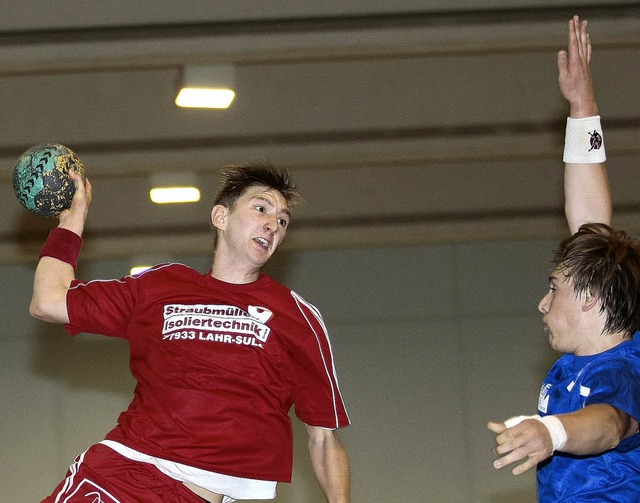 HandballTV Sulz vs. TUS Schutterwald 2Yannick Schwendemann (TV Sulz #9)  | Foto: Peter Aukthun-Grmer