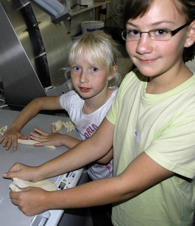 Im Rahmen des  Sommerferienprogramms k...ner Vogelstraue Flammenkuchen backen.  | Foto: benjamin bohn